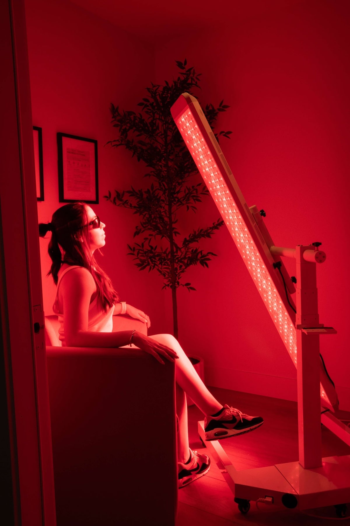 Renew Red Light Panorama Panel | 7-Wavelength Full-Body Light Therapy